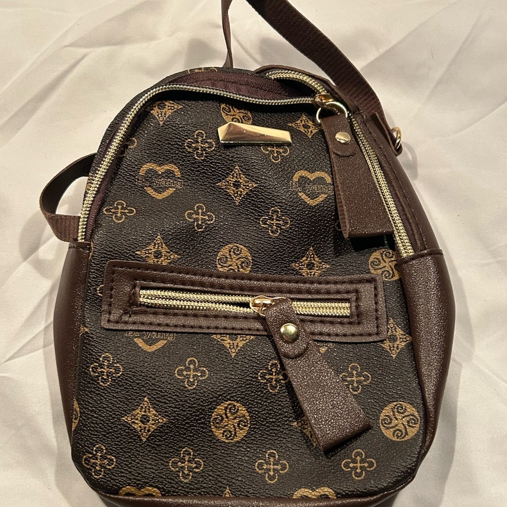 NWT Elegant Brown Patterned Women's Faux Leather Backpack Purse